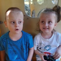 Naše dvojičky, naše šelmičky, naše deti do dlane