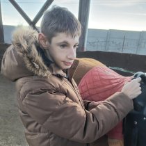 Hipoterapia Kristiánkovi prináša radosť, pokoj a viditeľný pokrok